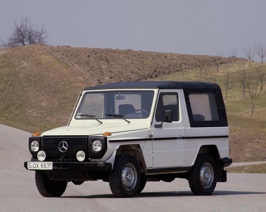  Mercedes-Benz 230 G Cabrio (W460) 1979 года  (фото 4 из 17)